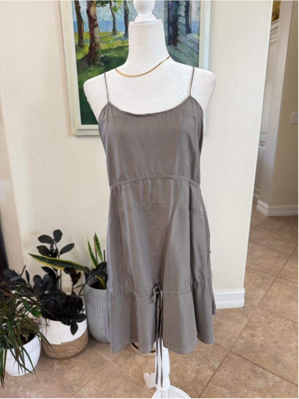Club Monaco Silk Taupe Tiered Mini Dress Size 00, drawstring detail
